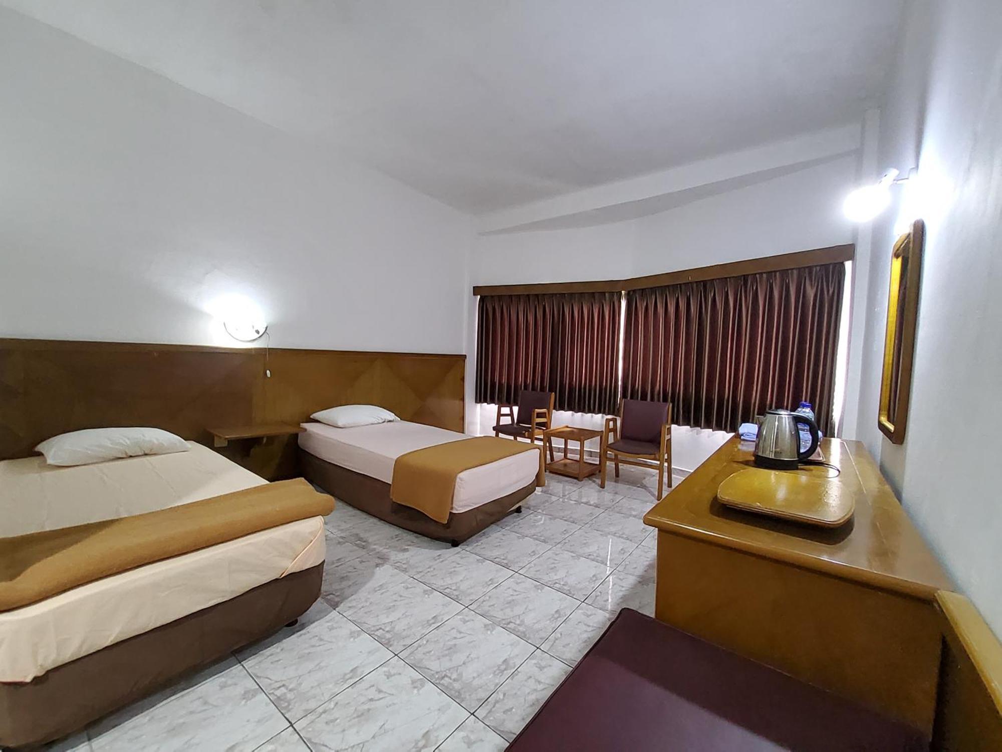 Hotel Kumala Samudra Cikakak Dış mekan fotoğraf
